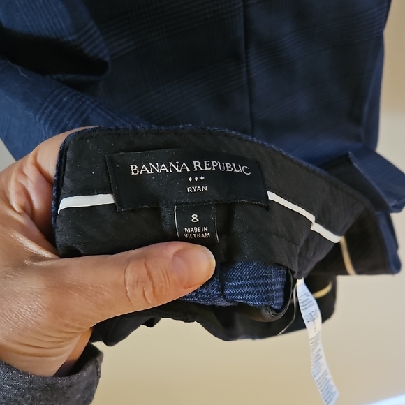 Banana Republic Navy Suit - Picture 6 of 6